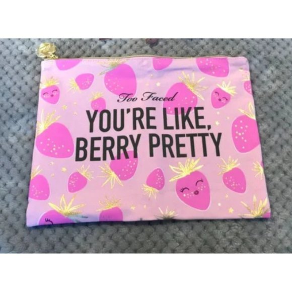 🍓 Strawberries & Champagne Too Faced Makeup Bag - Picture 1 of 1